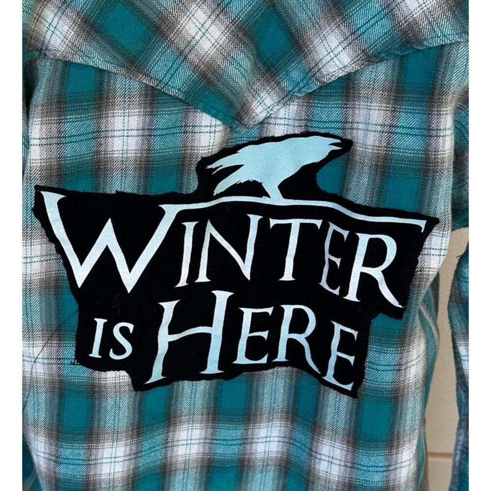 Game of Thrones Plaid Western Shirt SMALL Oversize Unique Winter is Here GOT - Picture 2 of 7